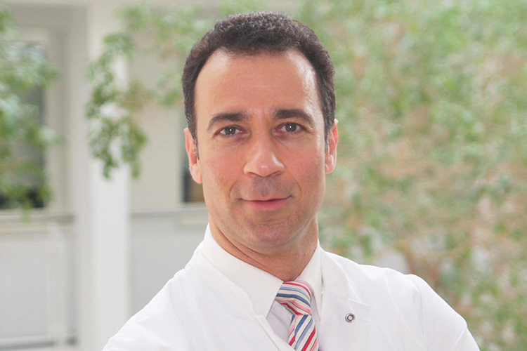 Porträt von Privatdozent Dr. med. Dr. h.c. Georgios Meimarakis